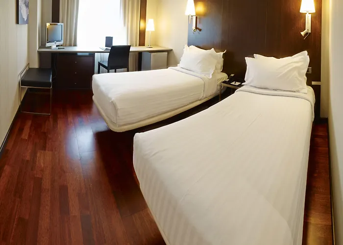فندق فيلاماري 4*