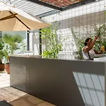 فندق فيلاماري 4*